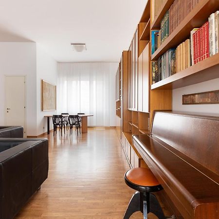 Ca' Stellini - Comoda Casa Indipendente Con Parcheggio Privato Милан Экстерьер фото