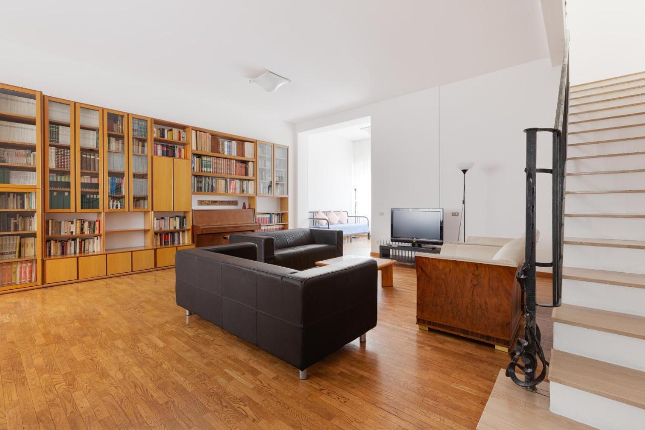 Ca' Stellini - Comoda Casa Indipendente Con Parcheggio Privato Милан Экстерьер фото