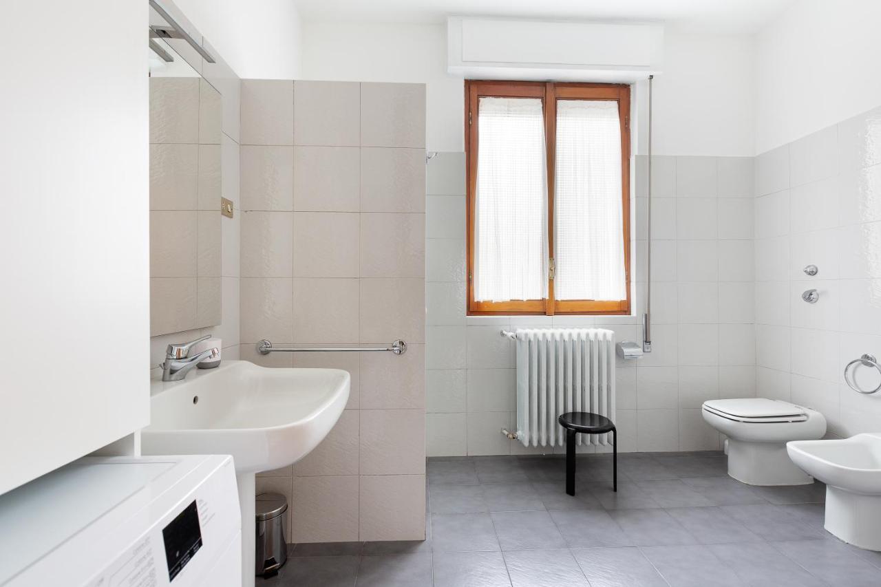 Ca' Stellini - Comoda Casa Indipendente Con Parcheggio Privato Милан Экстерьер фото